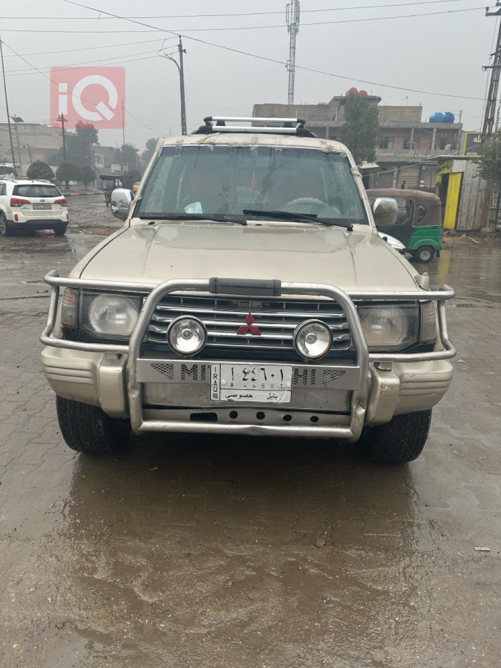 ميتسوبيشي باجيرو